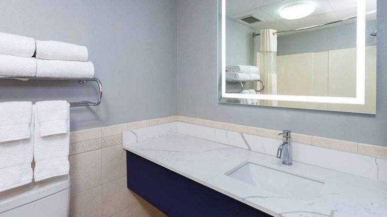 AmericInn by Wyndham Peoria