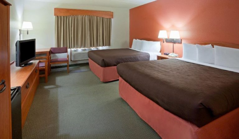 AmericInn by Wyndham Wetmore Munising