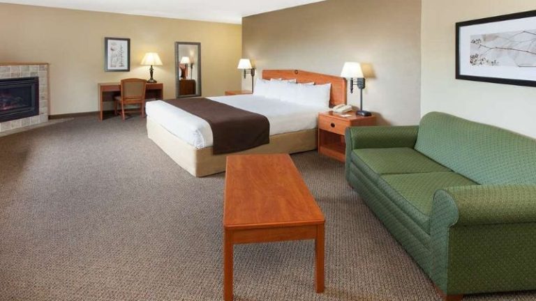 AmericInn by Wyndham Greenville