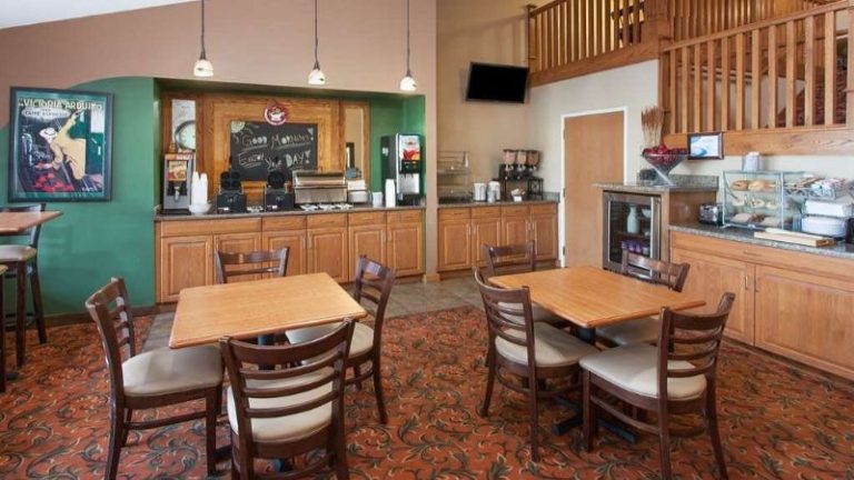 AmericInn by Wyndham Greenville