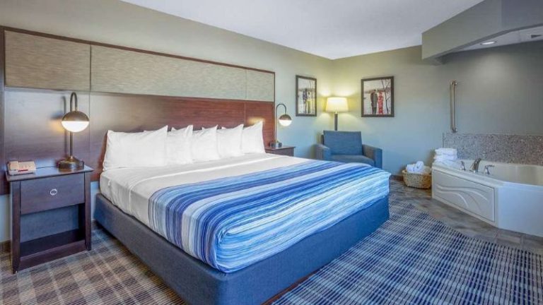 AmericInn by Wyndham Madison South