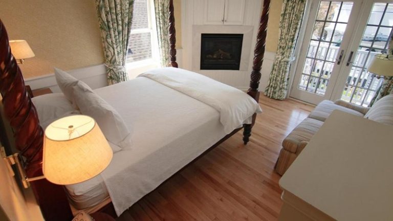 Anchor Inn Beach House