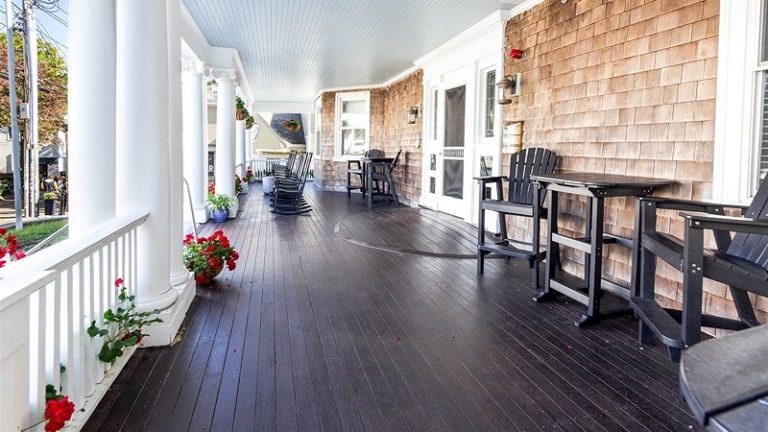 Anchor Inn Beach House