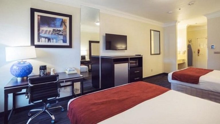 Arena Hotel