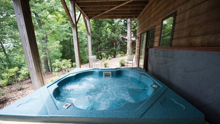 Asheville Cabins of Willow Winds