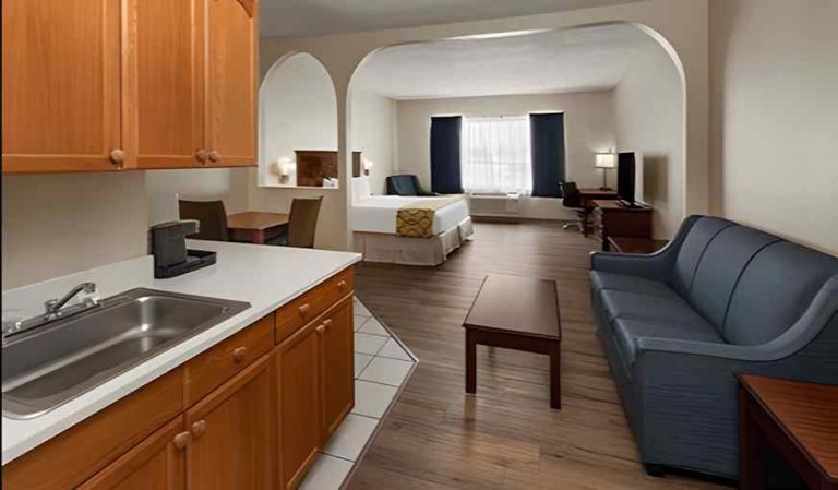Baymont by Wyndham Houston Brookhollow
