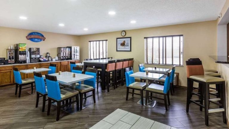 Baymont by Wyndham Louisville South I 65