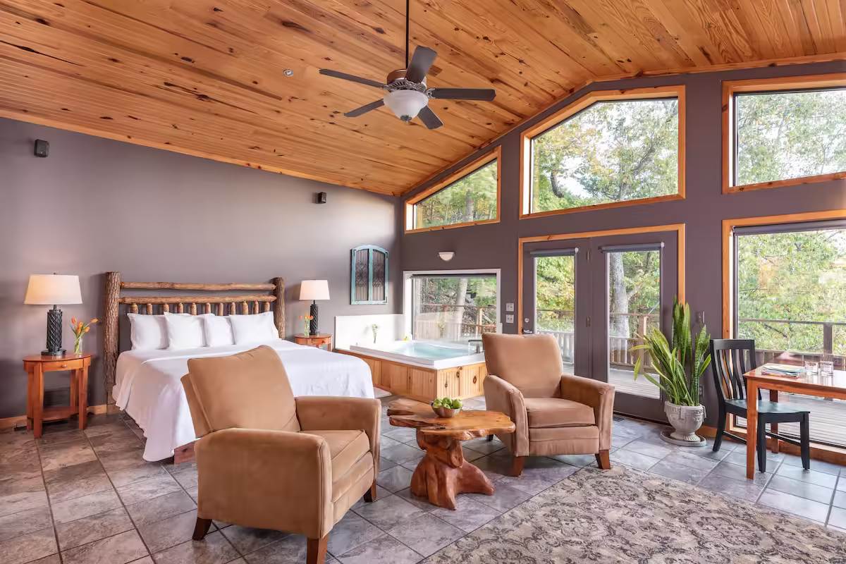 Beaver Lakefront Cabins, cabin with a private hot tub, photo 6