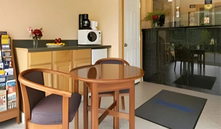 Belmont Inn and Suites