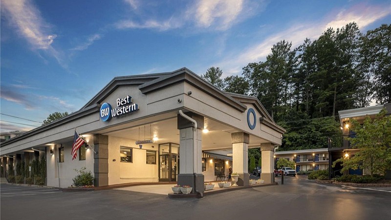 Best Western Asheville -Blue Ridge Parkway, room with private jacuzzi, photo 8