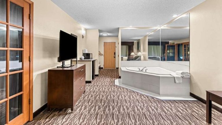 Best Western Baraboo Inn