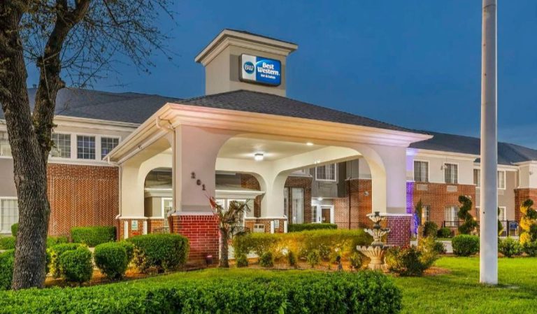 Best Western Fort Worth Inn & Suites