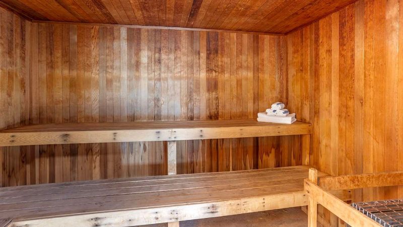Best Western Inn At Blakeslee-Pocono, room with private jacuzzi, photo 7