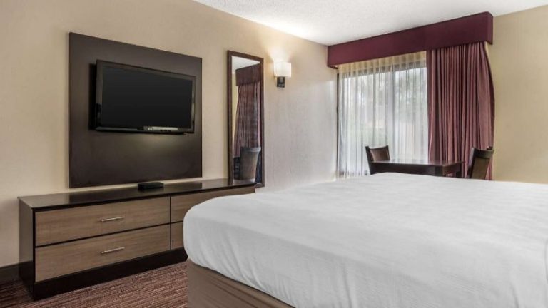 Best Western Oak Manor