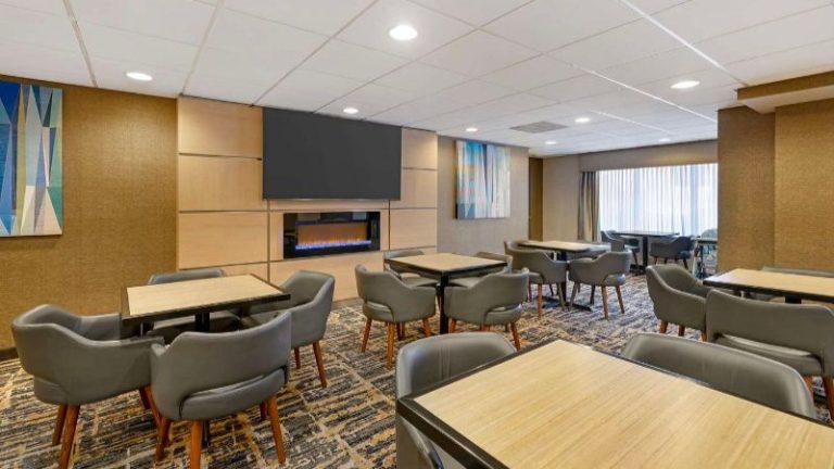 Best Western On The Avenue