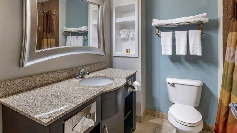 Best Western Plus Bradenton Gateway Hotel