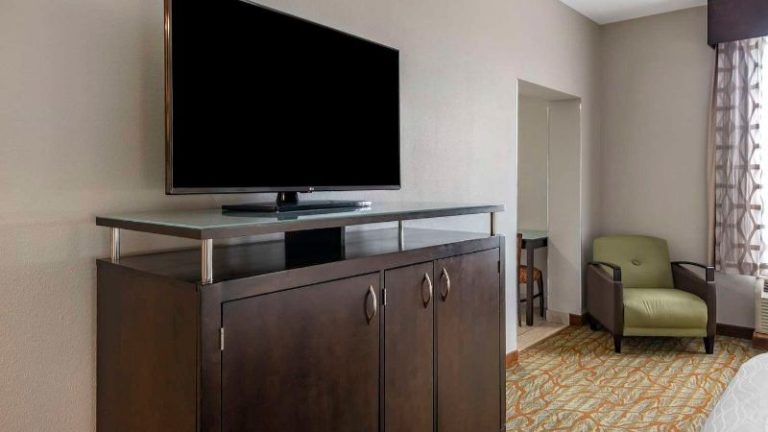 Best Western Plus Bradenton Gateway Hotel