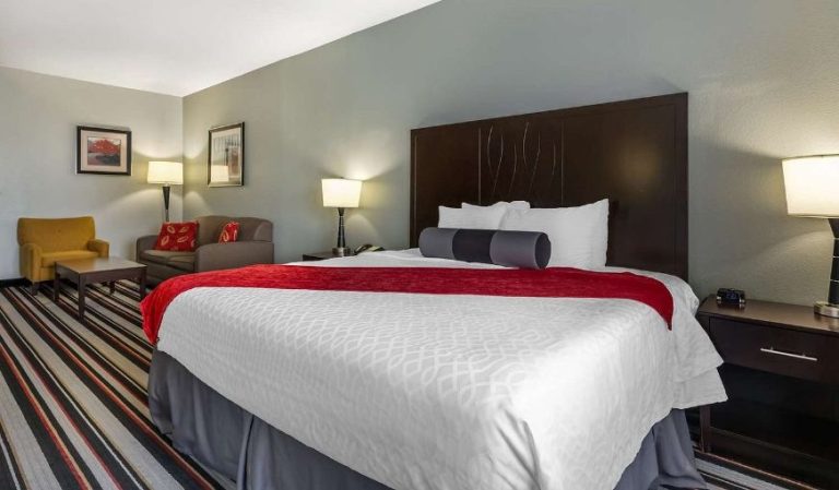 Best Western Plus Coweta’s 1st Hotel