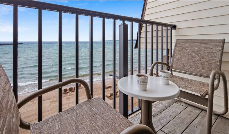 Best Western Plus Dockside Waterfront Inn