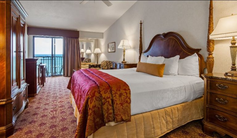 Best Western Plus Dockside Waterfront Inn
