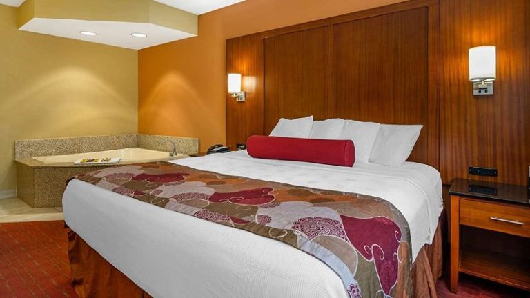 Best Western Plus Georgetown Corporate Center Hotel