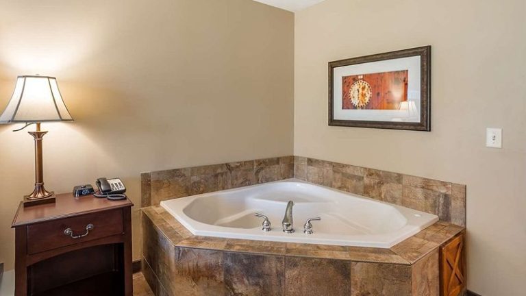 Best Western Plus Intercourse Village Inn