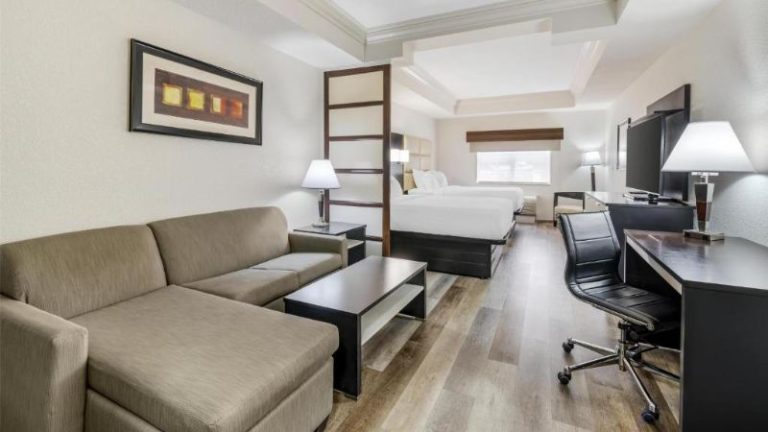 Best Western Plus JFK Inn & Suites