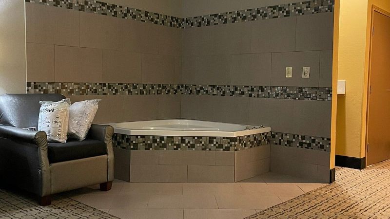 Best Western Plus Jackson Downtown-Coliseum