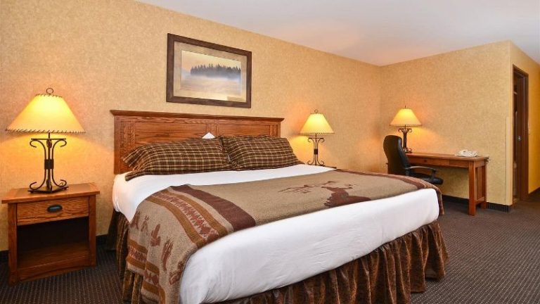 Best Western Plus Kelly Inn & Suites
