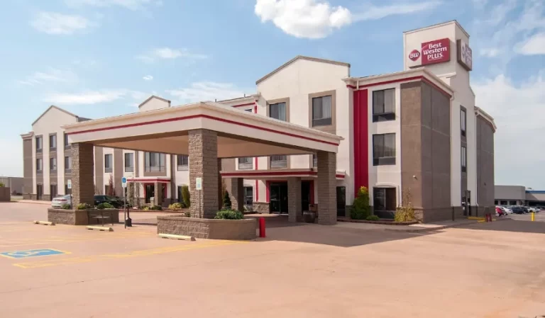 Best Western Plus Memorial Inn