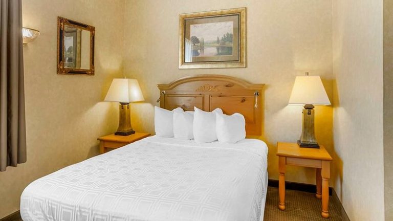 Best Western Plus Revere Inn & Suites, Paradise