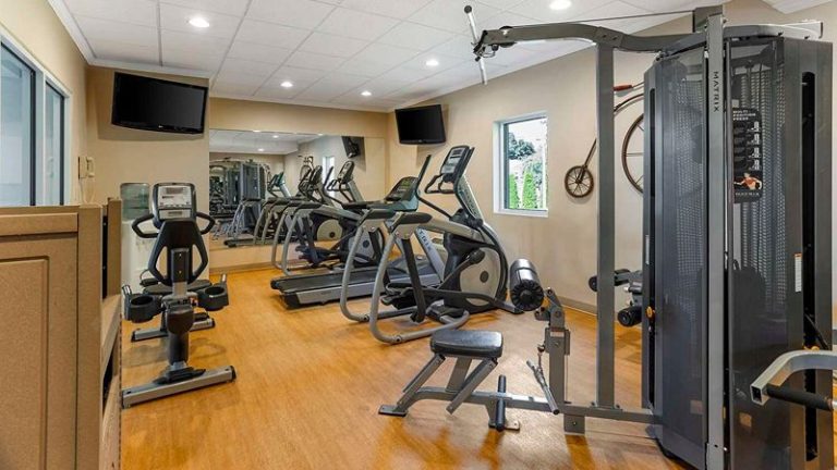 Best Western Plus Revere Inn & Suites, Paradise