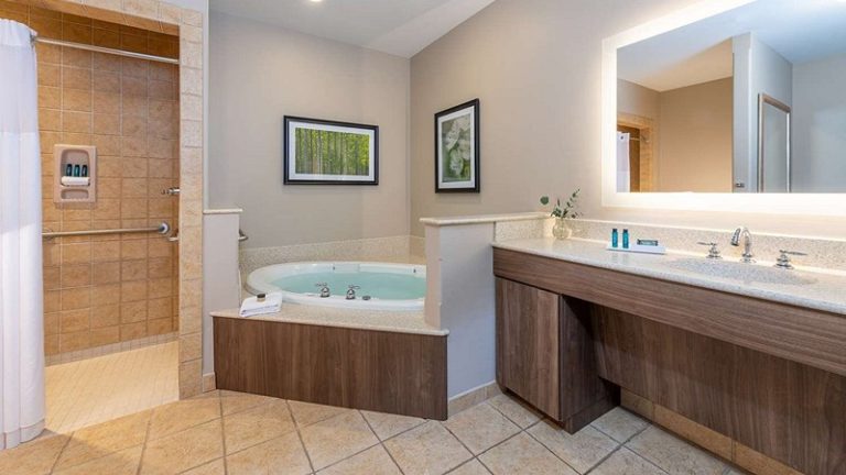 Best Western Plus Waterbury – Stowe