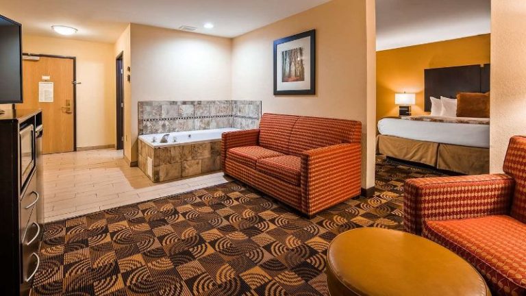 Best Western Plus Whitewater Inn