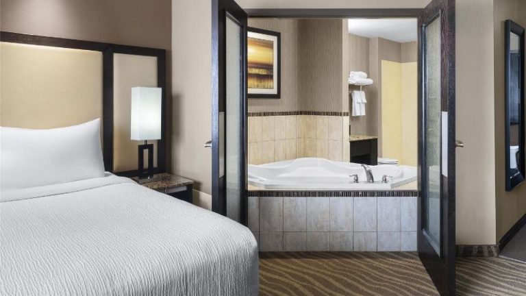 Best Western Premier Freeport Inn Calgary Airport