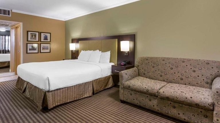 Royal Sun Hotel & Suites