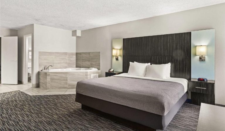Quality Inn Jacksonville – Orange Park near Naval Air Station
