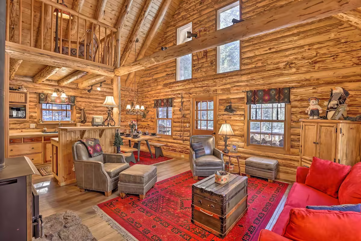 Breckenridge Cabin, cabin with a private hot tub, photo 2