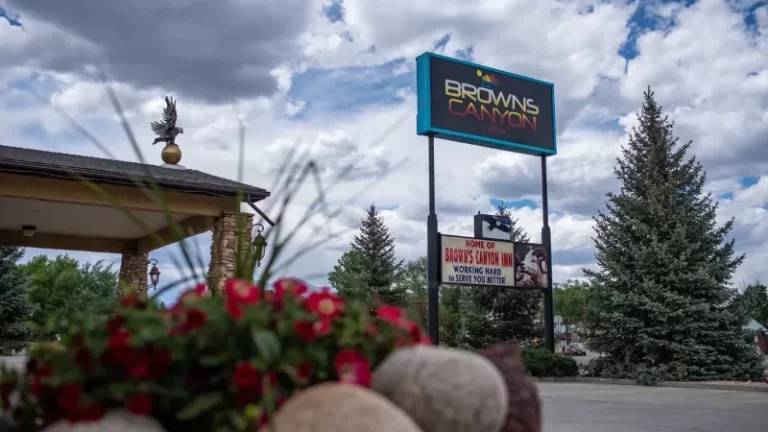 Browns Canyon Inn