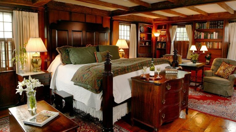 Captain’s House Inn
