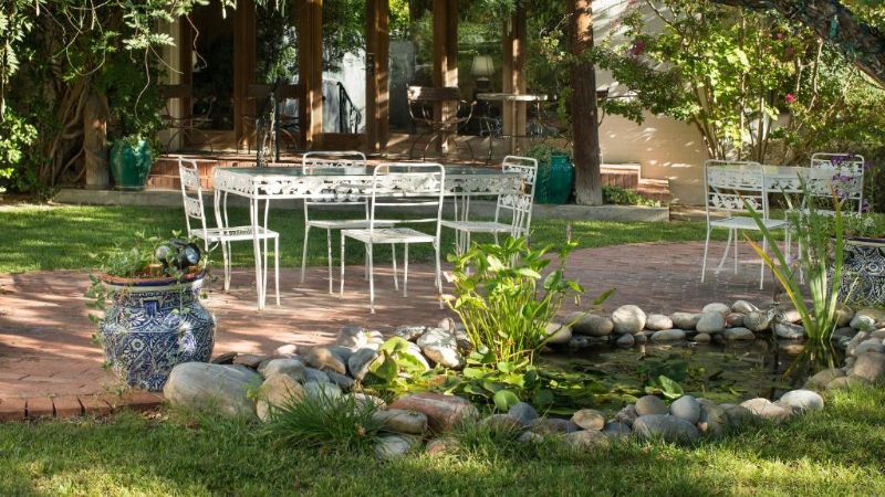 Casa Blanca Inn & Suites, room with private jacuzzi, photo 8