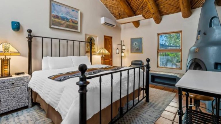 Casas de Suenos Old Town Historic Inn