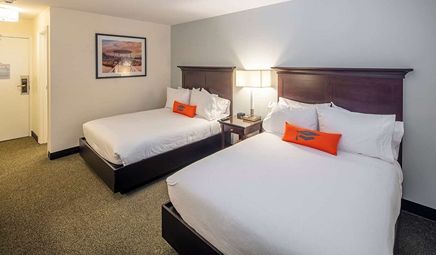 Collegian Hotel & Suites, Trademark Collection By Wyndham