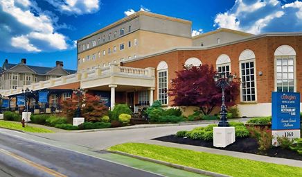 Collegian Hotel & Suites, Trademark Collection By Wyndham