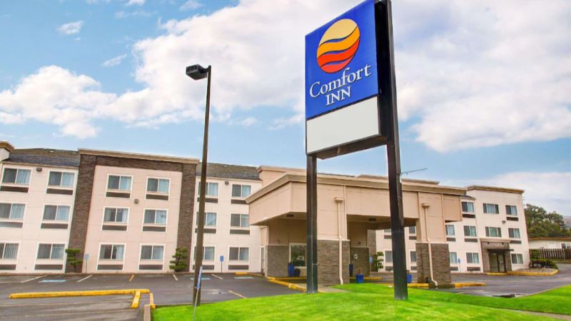 Comfort Inn, room with private jacuzzi, photo 5