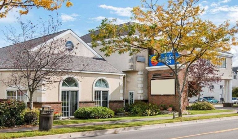 Comfort Inn Lakeside