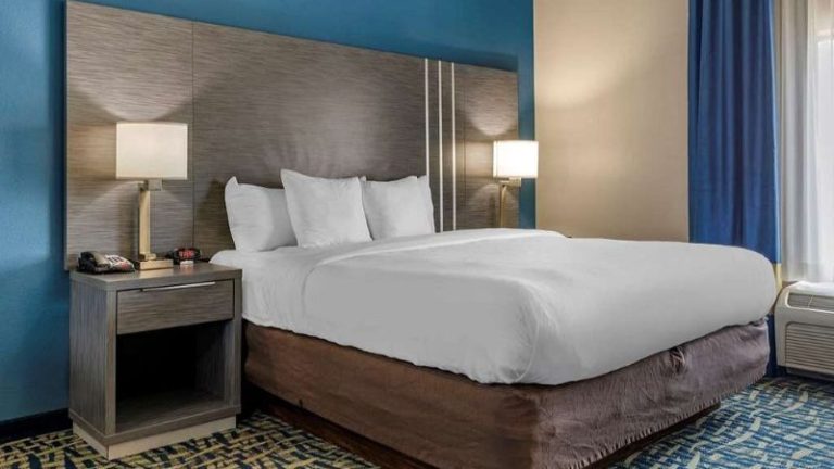 Comfort Inn & Suites Pauls Valley – City Lake