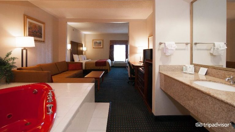 Comfort Inn & Suites