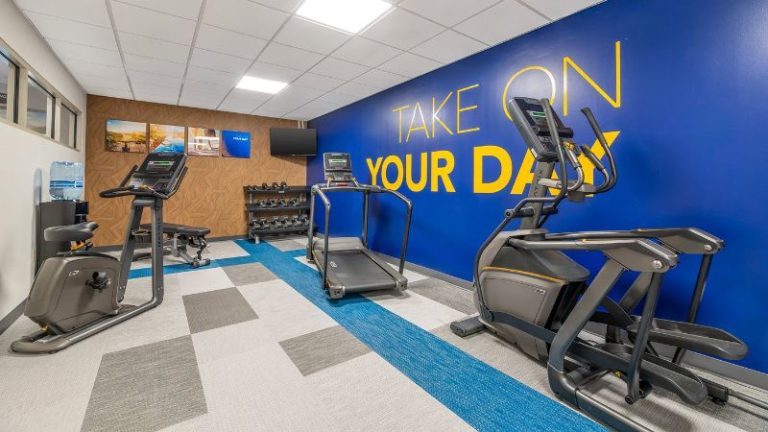 Comfort Inn & Suites Madison East – Monona
