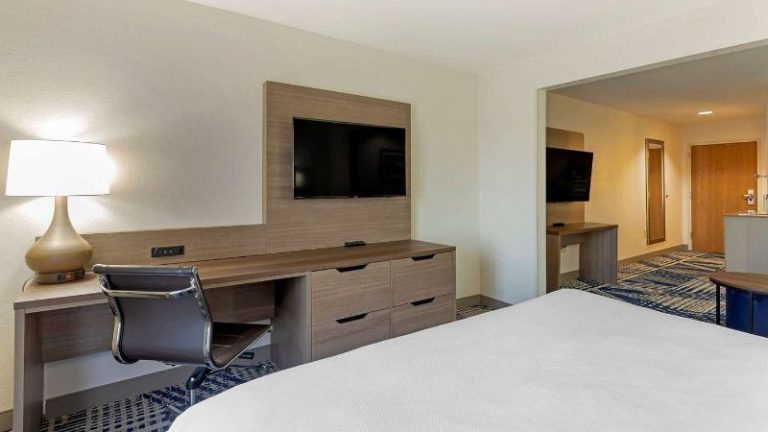 Comfort Inn and Suites Hot Springs Midtown